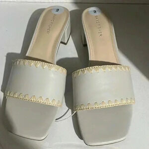 Marc fisher slip on sandals size 9 NWOT